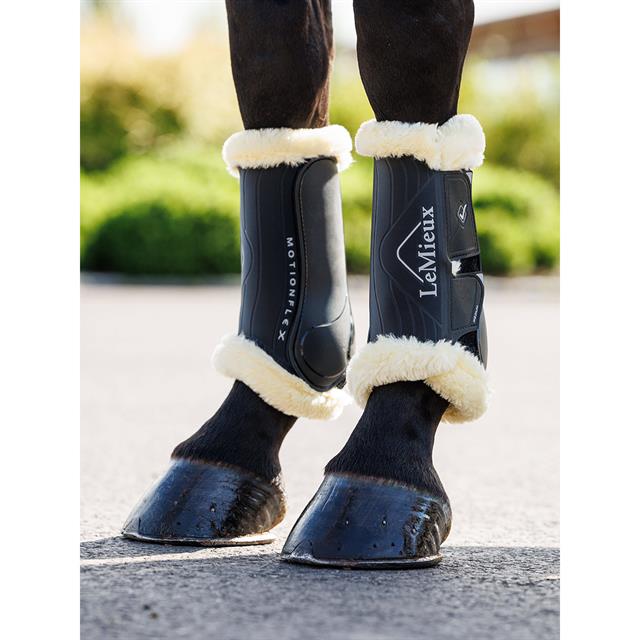 Gamaschen Motionflex Dressage Fell LeMieux Schwarz