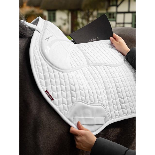Schabracke Prosorb Plain 2 Pocket Close Contact LeMieux Weiß
