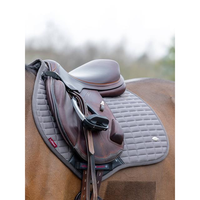 Schabracke Self-Cool Close Contact Square LeMieux Grau
