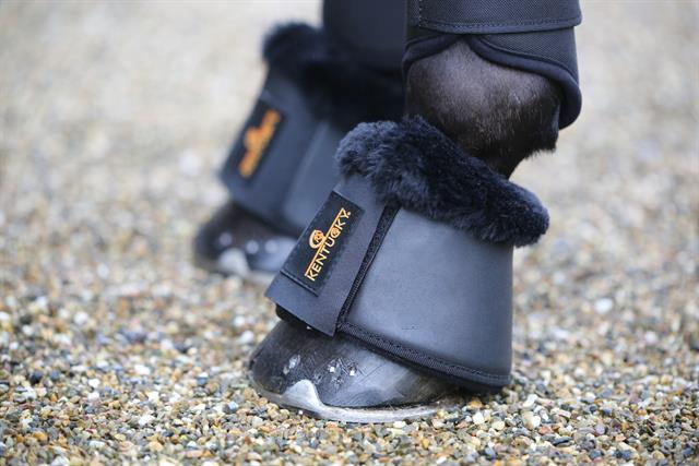Springglocken Sheepskin Leather Kentucky Schwarz-Schwarz