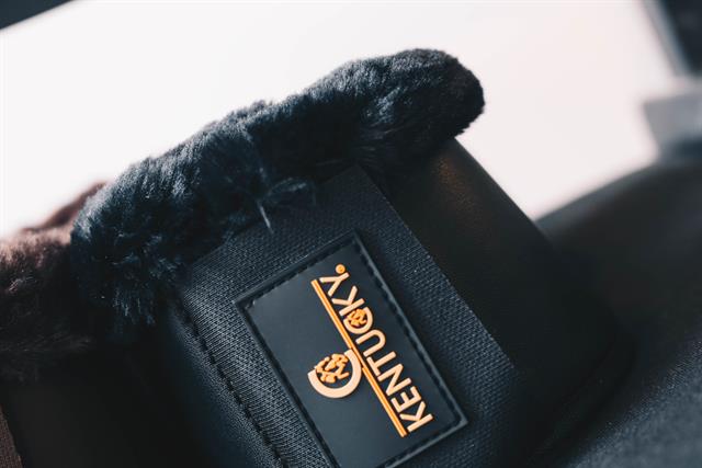 Springglocken Sheepskin Leather Kentucky Schwarz-Schwarz