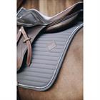 Zadeldek Kentucky Pearls Jumping Grau